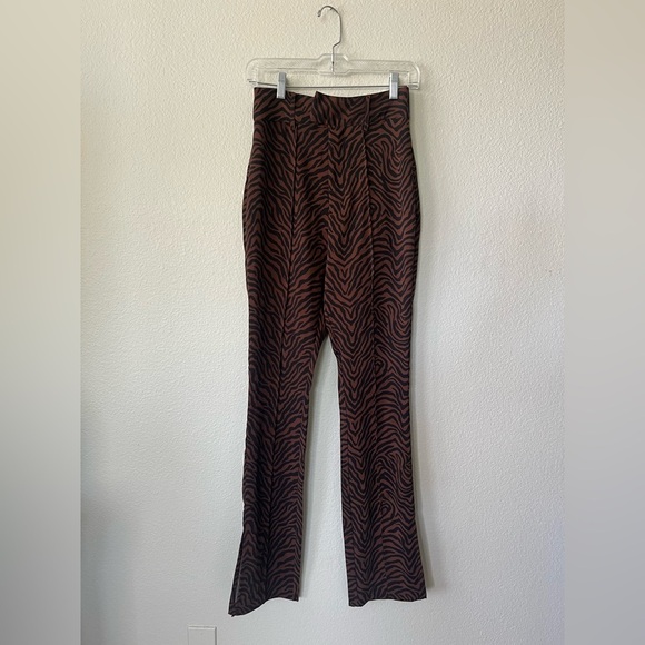 NWT Lovers & Friends Fai Trouser Pant in Jules Tiger Print Women’s Size XS - Picture 15 of 16